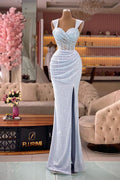 Vestido de Baile Elegante Sem Mangas com Lantejoulas e Fenda em Forma de Coração