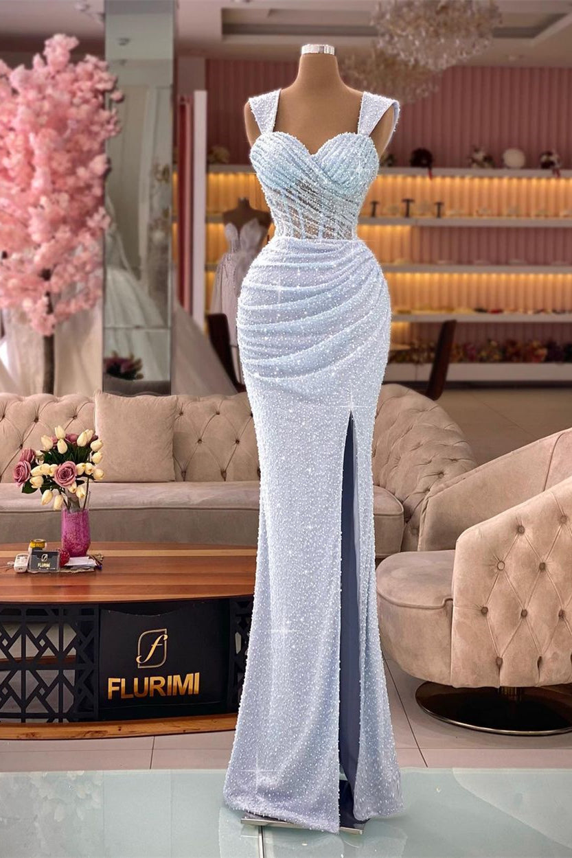 Vestido de Baile Elegante Sem Mangas com Lantejoulas e Fenda em Forma de Coração