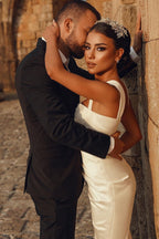Elegante vestido de fiesta largo hasta el suelo con escote en forma de corazón y abertura frontal