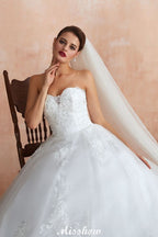 Robe de mariée blanche élégante à décolleté en cœur | Robe de bal simple en tulle, coupe droite, style plage