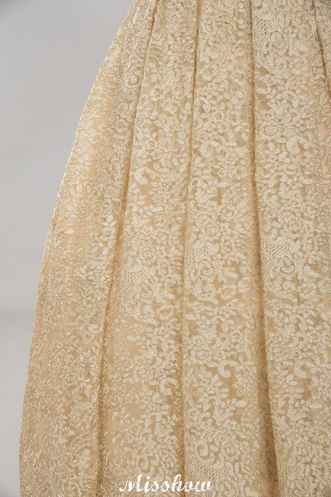 Vestido de Noiva Elegante em Tule com Renda, Saia Rodada, Alças Finas e Decote Coração, Sem Mangas