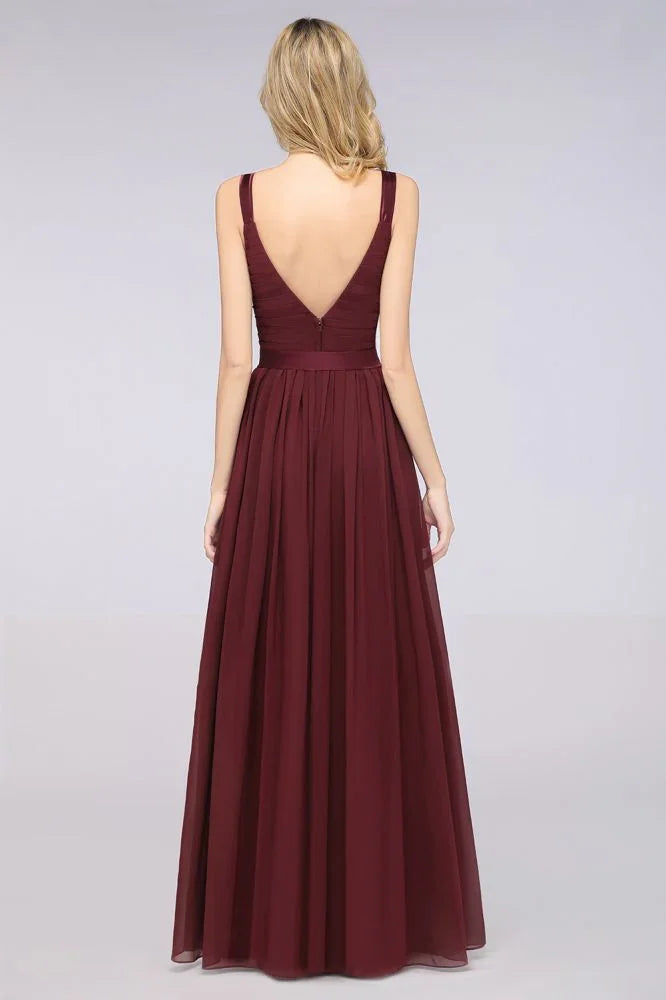 Elegantes trägerloses Brautjungfernkleid aus Chiffon mit V-Ausschnitt, Rüschen und bodenlangem Rock