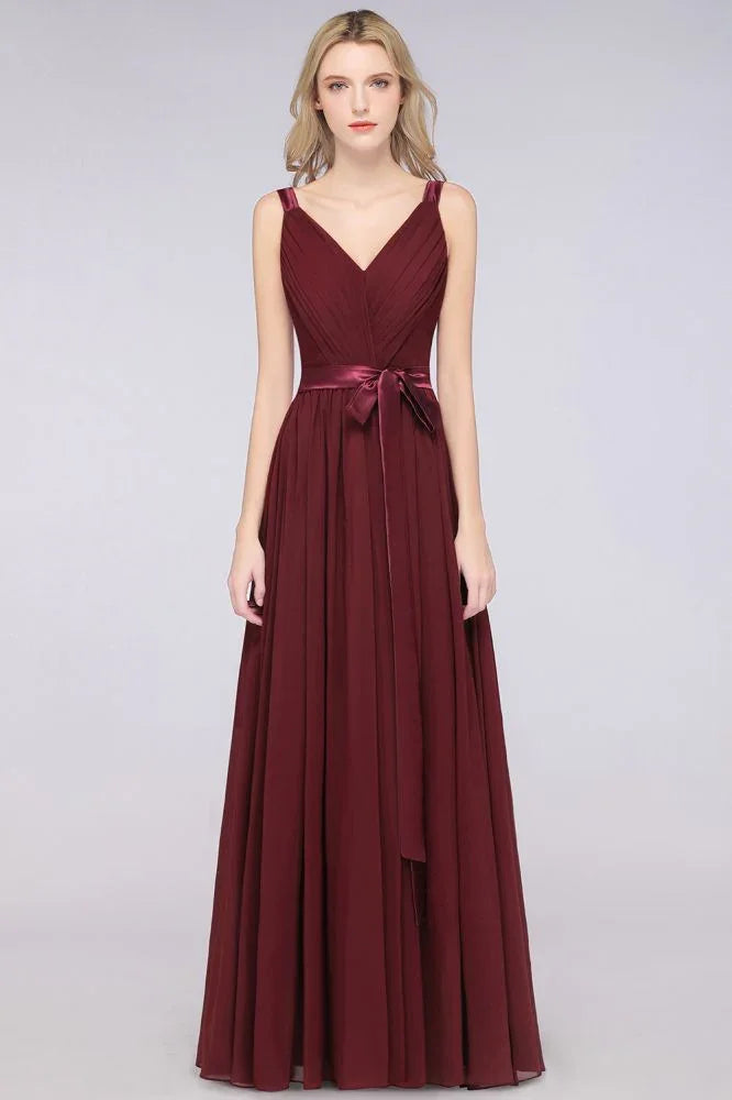 Elegantes trägerloses Brautjungfernkleid aus Chiffon mit V-Ausschnitt, Rüschen und bodenlangem Rock