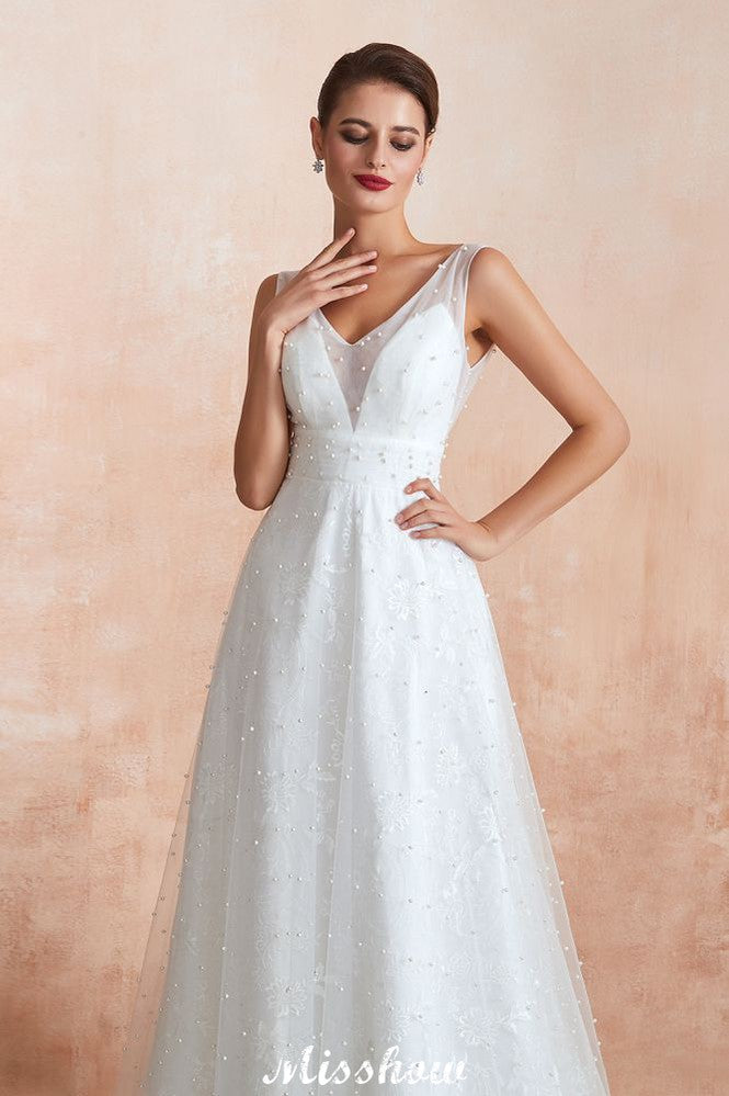 Elegantes V-Ausschnitt Tüll Perlen Brautkleid Strand Brautkleid