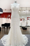 Abito da sposa elegante bianco lungo a sirena in tulle con pizzo e schiena scoperta
