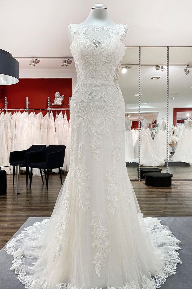 Abito da sposa elegante bianco lungo a sirena in tulle con pizzo e schiena scoperta