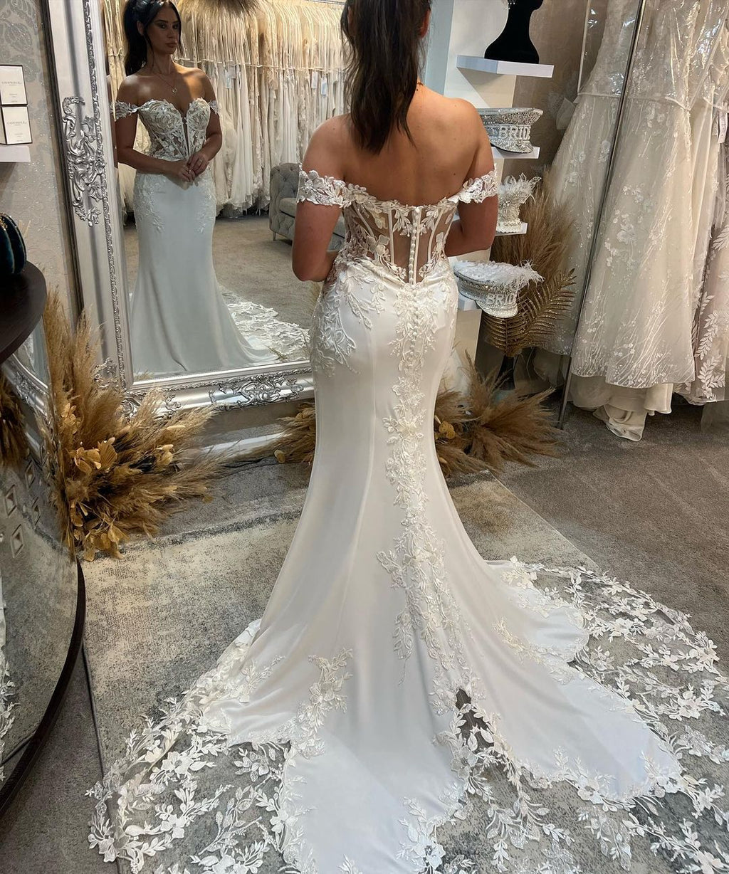 Exquisito vestido de novia de encaje estilo sirena, sin mangas, con escote corazón y hombros descubiertos