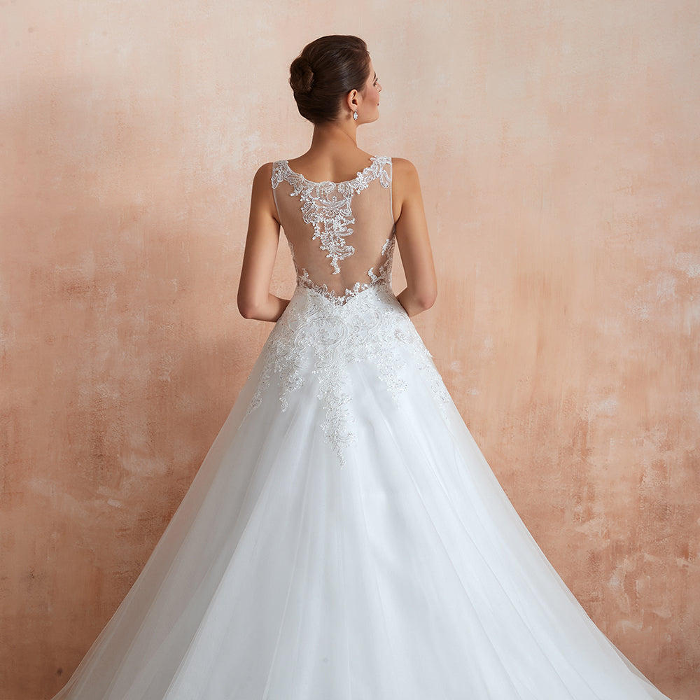 Exquisito vestido de novia largo de tul con apliques de encaje en forma de A