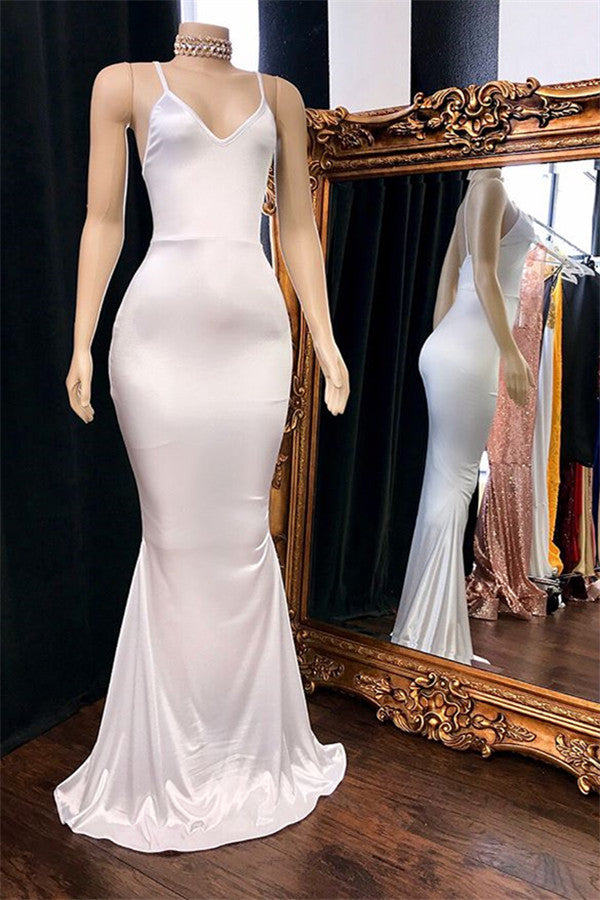 Robe de bal longue sirène à encolure en V et dos nu saisissante