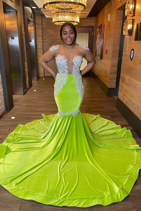 Vestido de Baile de Sereia Sem Mangas e Costas Descobertas com Bordados de Contas