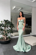 Vestido Formal de Cetim Comprido com Alças Finas e Decote Coração Estilo Sereia