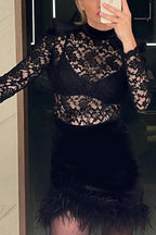 Robe Mini Patchwork en Velours Dentelle avec Garniture de Plumes Digne d'Être Appréciée