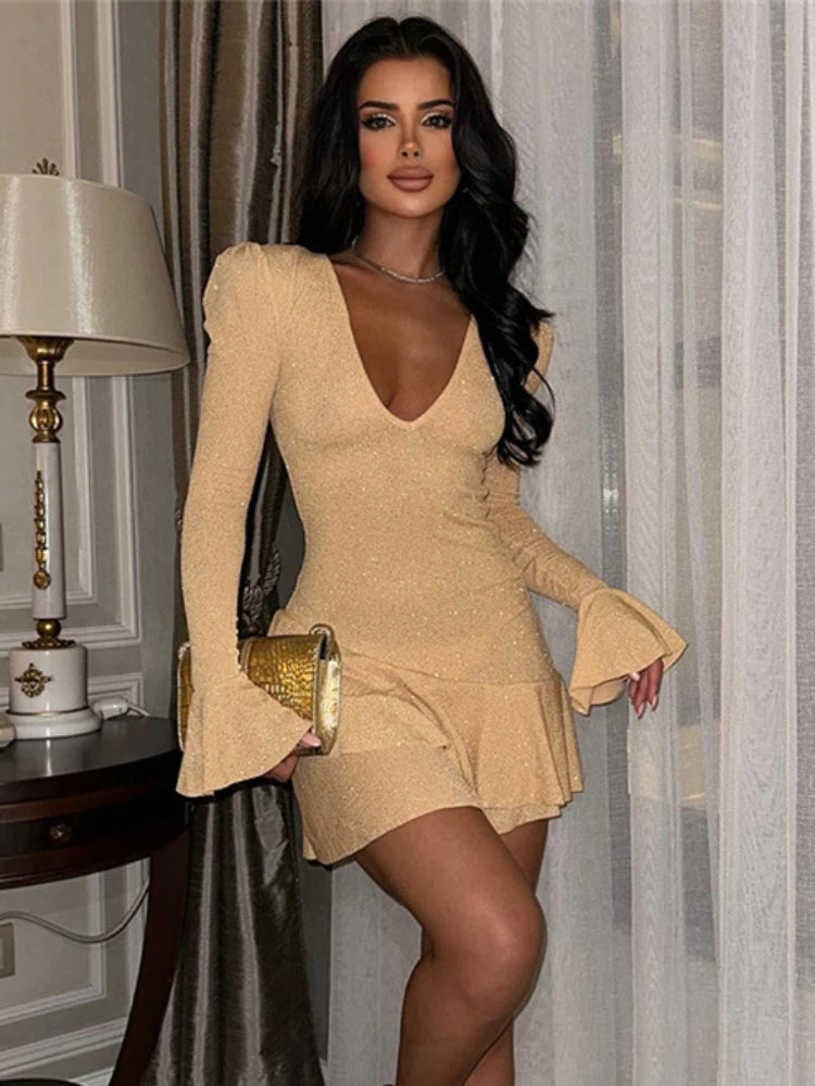 Vestido Feminino TARUXY Decote em V Profundo Cintura Alta Bodycon Mini com Prega e Aplicação para Festa de Inverno