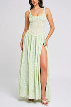 Vestido Maxi Ulissa Verde Claro com Decote Quadrado, Textura Jacquard e Fenda Alta