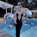 Abito da Sera Senza Spalline Nero Glamour con Chiusura alla Nuca e Pietre Strass