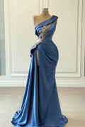 Robe de bal satinée élégante longue sirène à une épaule avec fente