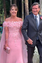 Vestido Maravilhoso de Mãe da Noiva em Renda Coluna, Sem Ombros, Sem Mangas, Cor-de-Rosa, para Damas de Honra com Apliques