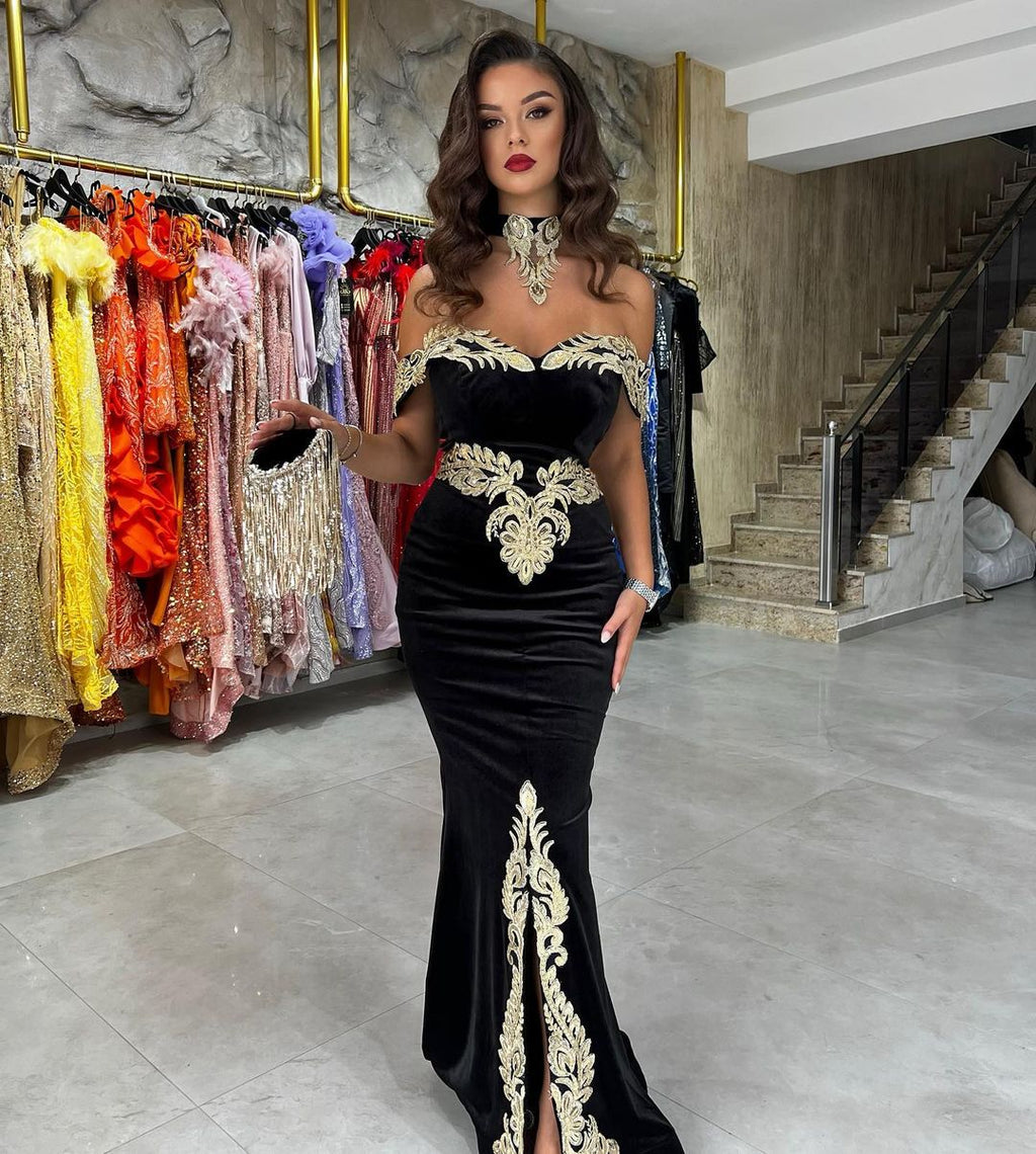 Robe de bal noire sirène fabuleuse, longue jusqu'au sol, à épaules dénudées avec appliques