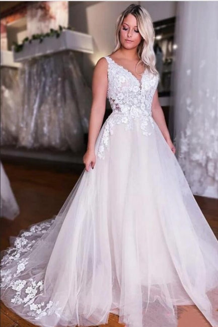 Robe de mariée à bretelles mode, ligne A, dos nu, col en V avec dentelle