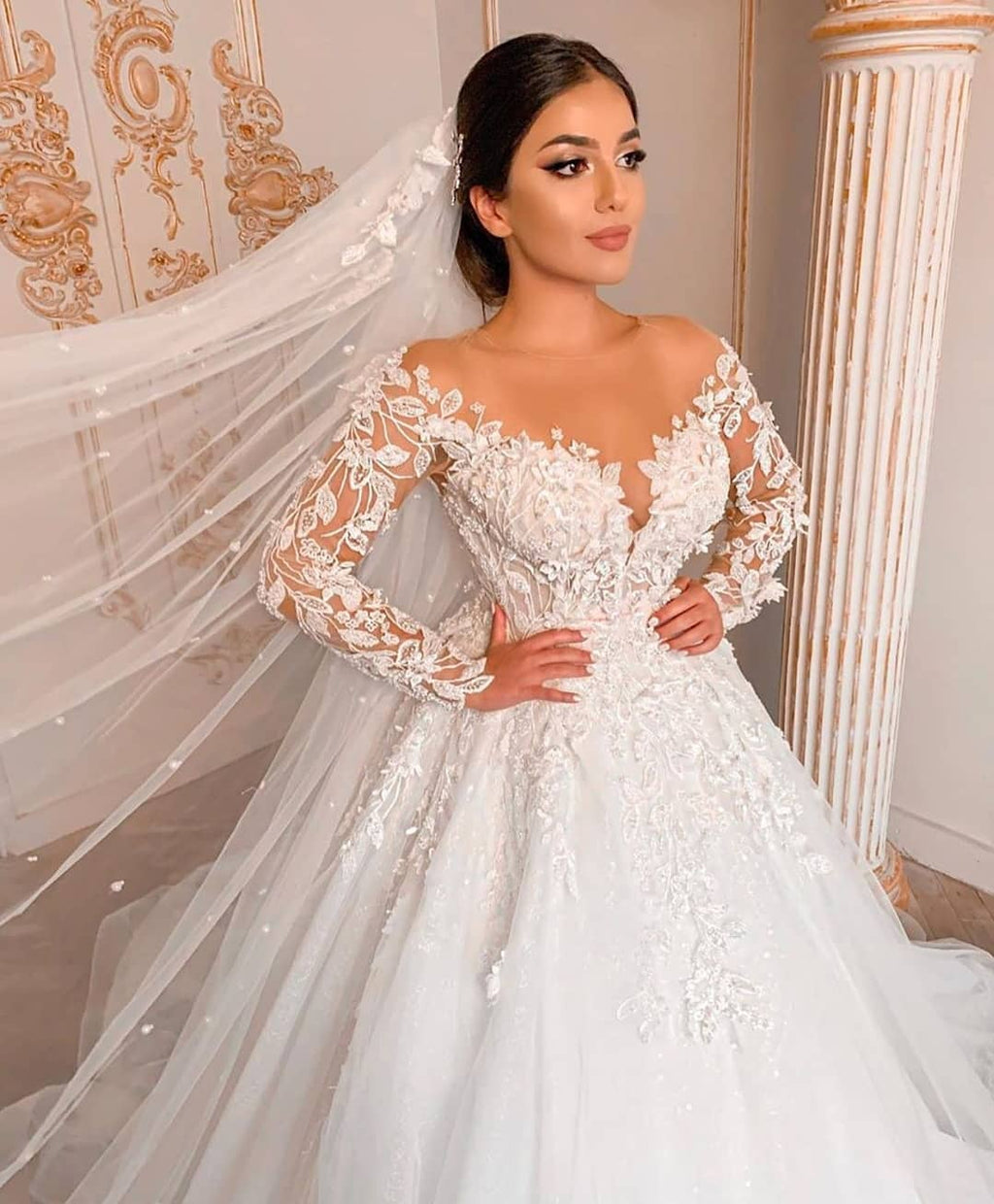 Elegant Long Sleeves Princess Tulle Wedding Dress With Lace