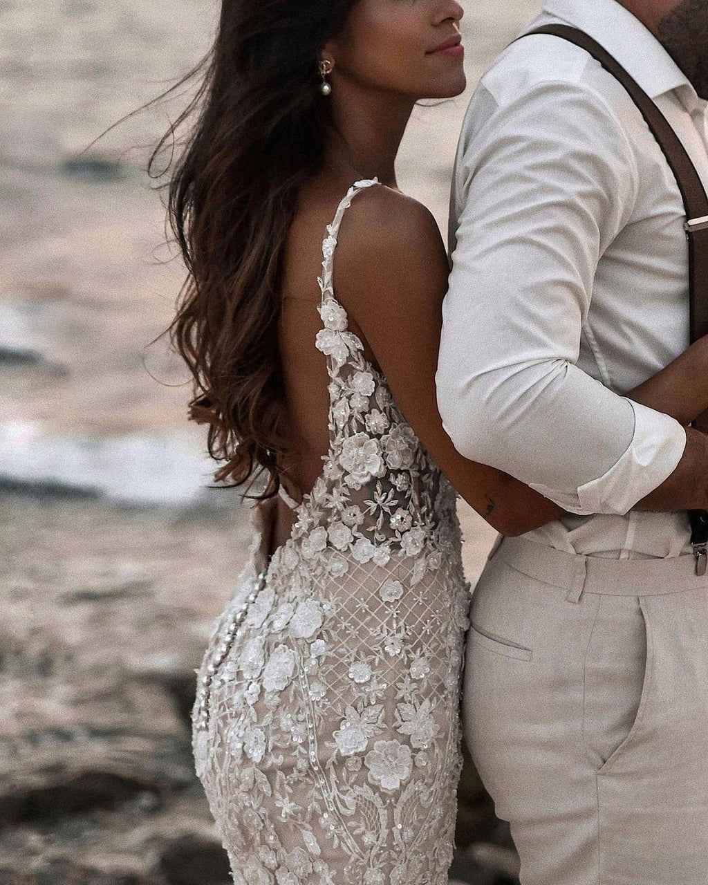 Charming V Neck Long Mermaid Floral Wedding Dress With Lace Backless