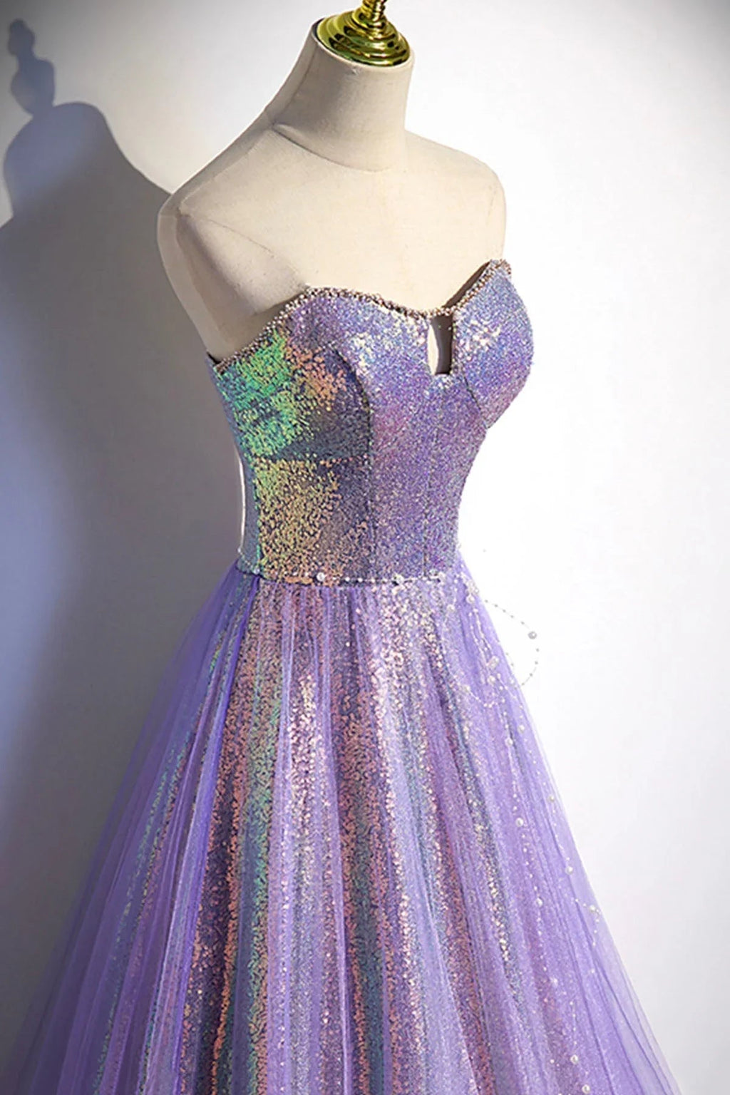 Langes Ballkleid aus lila Tüll mit Pailletten Abendkleid s84