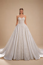 White Satin Strapless Wedding Dress Lace Appliques Sweetheart Neckline Ball Gown ZP010