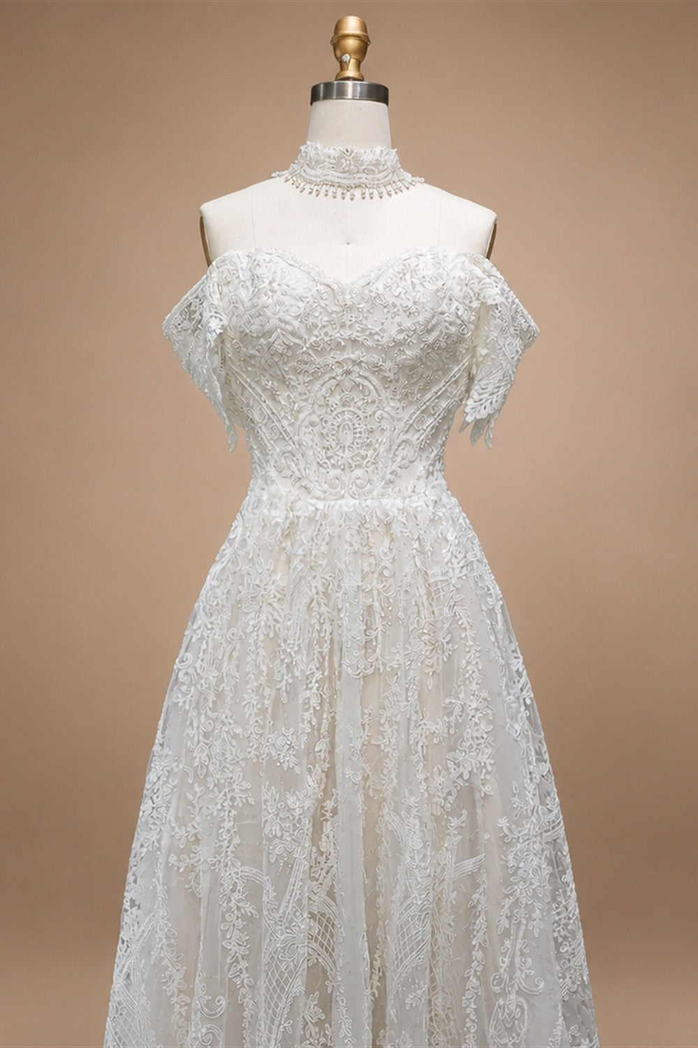 Off White Elegant Lace Pearl Embroidery Ball Gown Wedding Dress ZP168