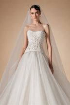 Elegant White Strapless Bodice Crystal Ball Gown Wedding Dress with Veil ZP080