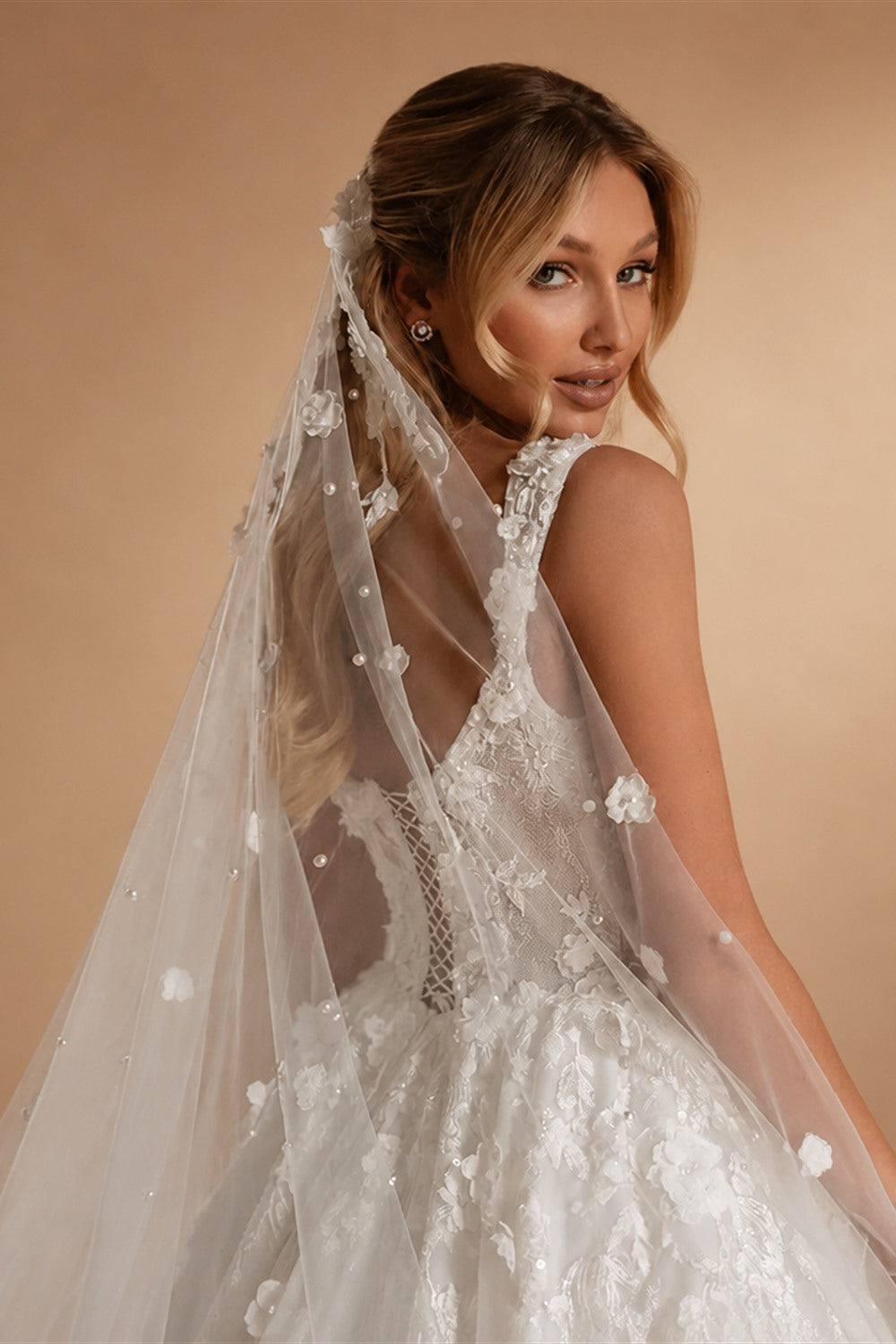 Backless Custom Made Lace A Line Spaghetti Strap Tulle Wedding Dress