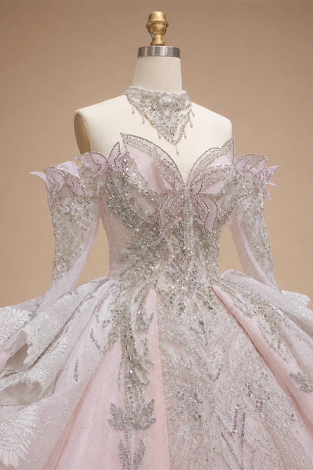 Luxury Embroidery Puff Sleeve Ball Gown Wedding Dress ZP156