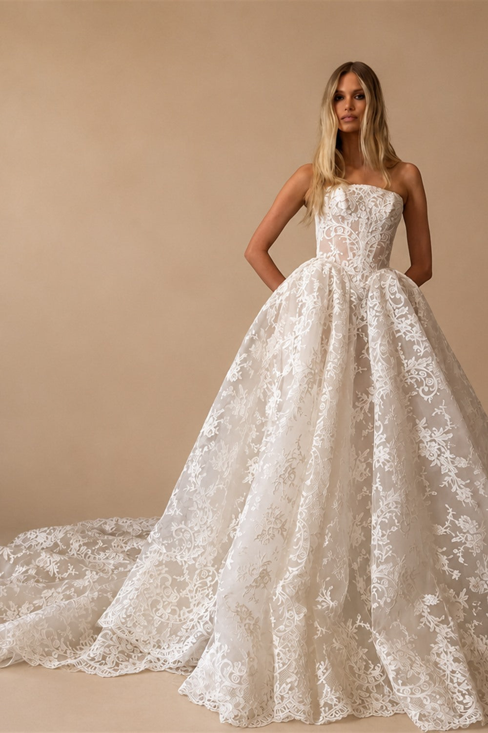 Glamorous White Strapless Floral Lace Wedding Dress with Veil ZP095