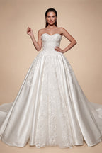 White Satin Strapless Wedding Dress Lace Appliques Sweetheart Neckline Ball Gown ZP010