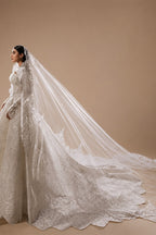Luxury White Lace Long Sleeve Fitted Train Wedding Dress with Veil ZP155