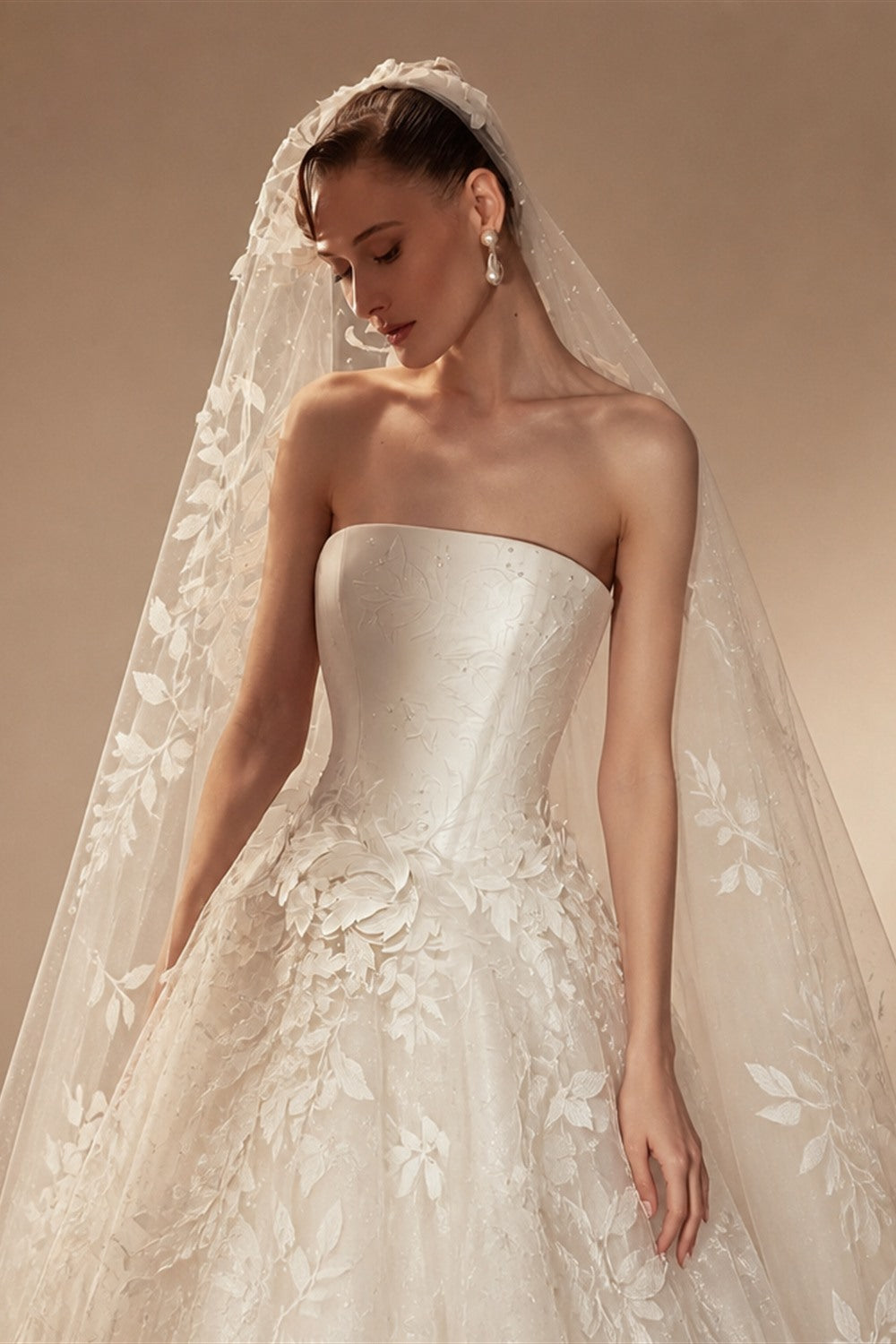 Dreamy Ivory Strapless Floral Lace Mermaid Train Wedding Dress with Veil ZP083