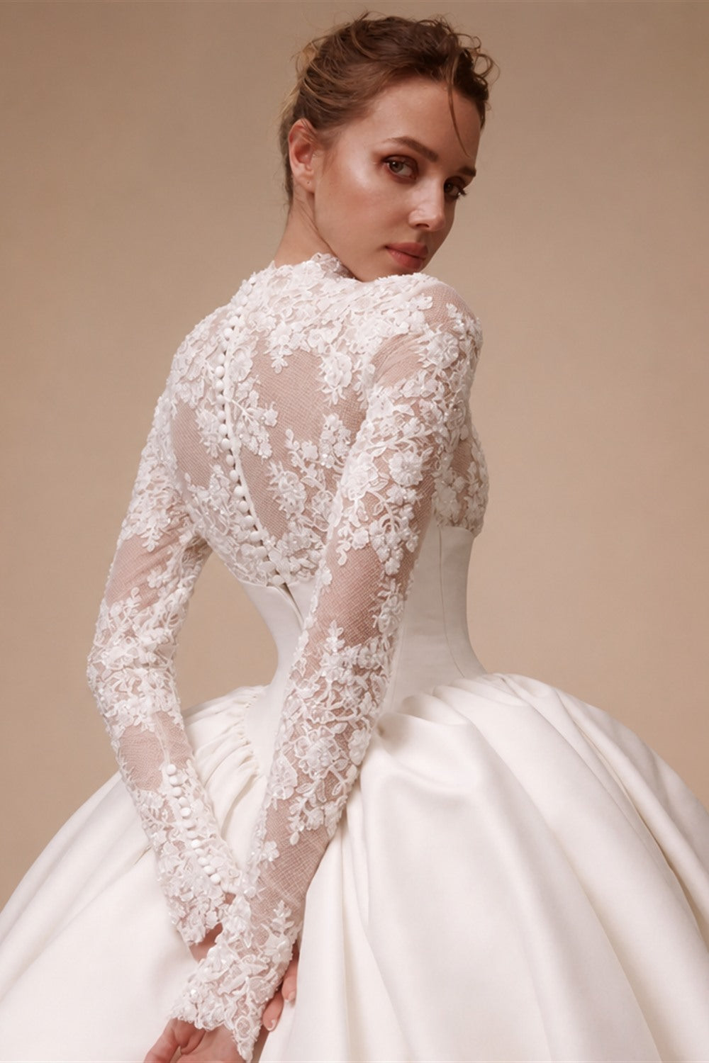 Classic Long Sleeve Lace Ball Gown Wedding Dress ZP180