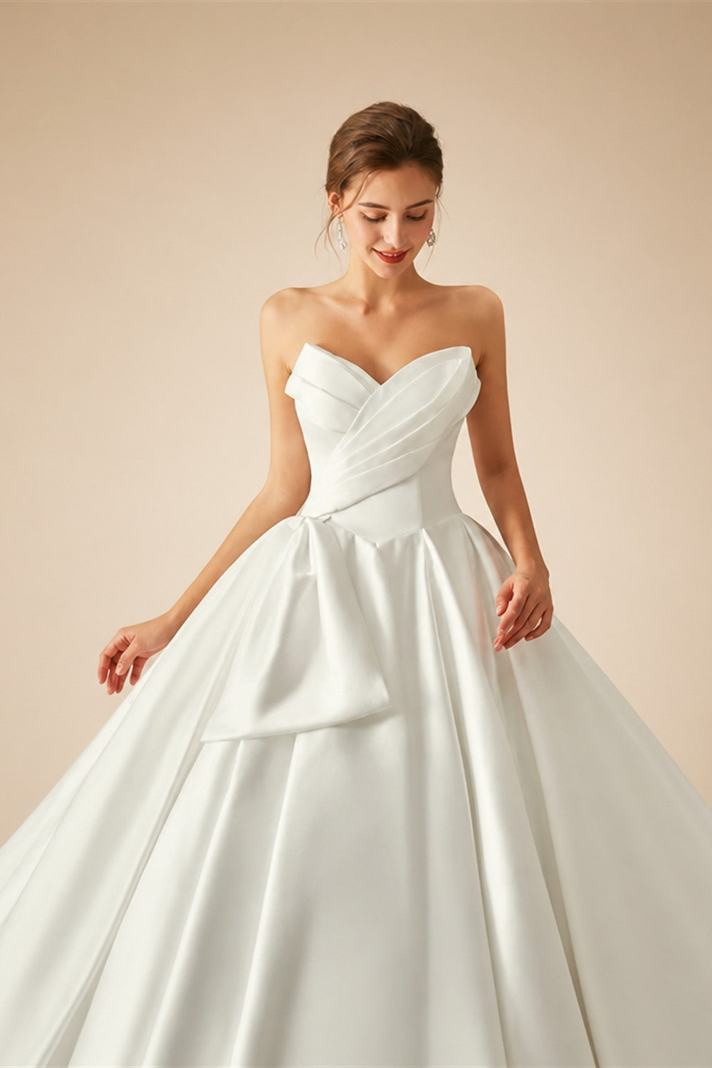Classic Satin Strapless Sleeveless Bow Pleat A-Line Wedding Dresses Sweetheart Ball Gown Customized