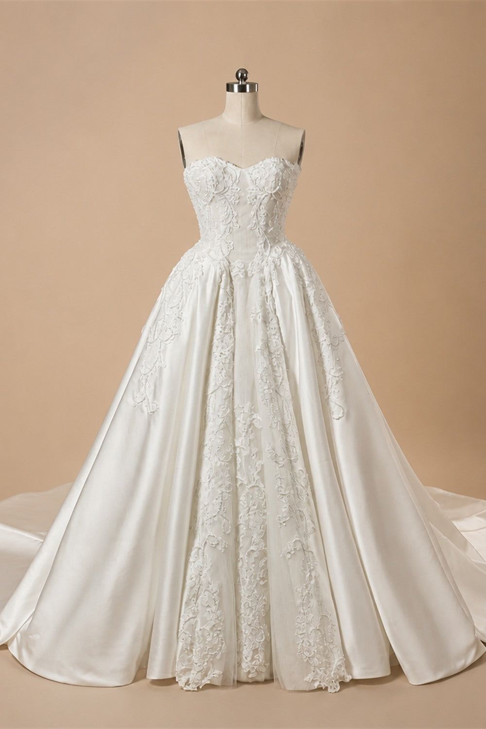 White Satin Strapless Wedding Dress Lace Appliques Sweetheart Neckline Ball Gown ZP010