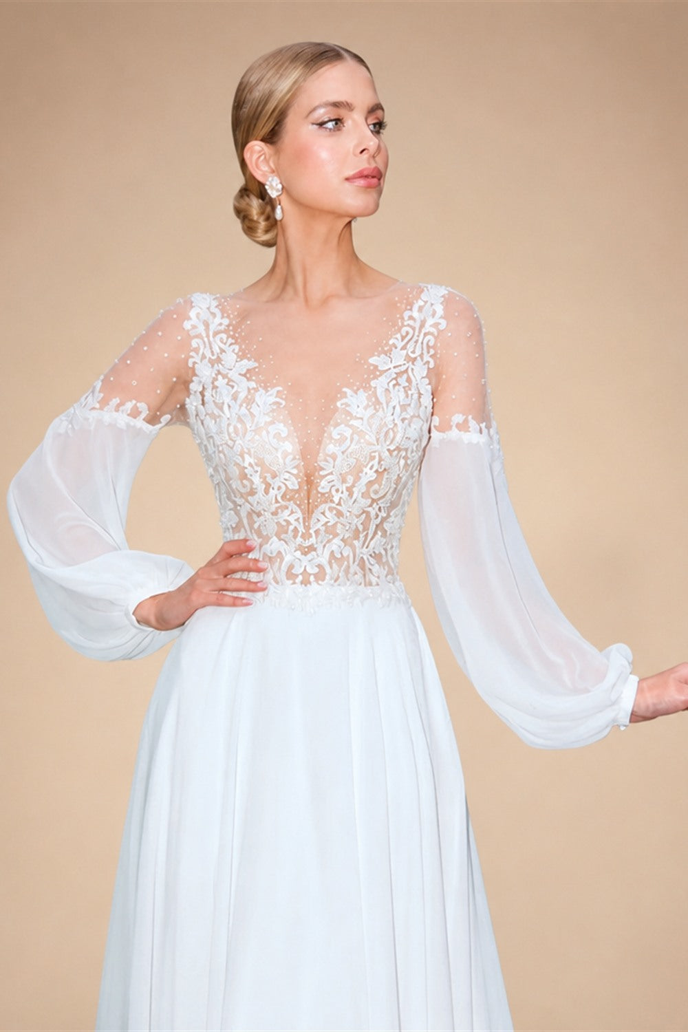 Wedding Dress Long Sleeve A-Line Appliques Beaded Bride Gown Beach Princess BECHOYER HB78 Plus Size Customized Vestido de Noiva