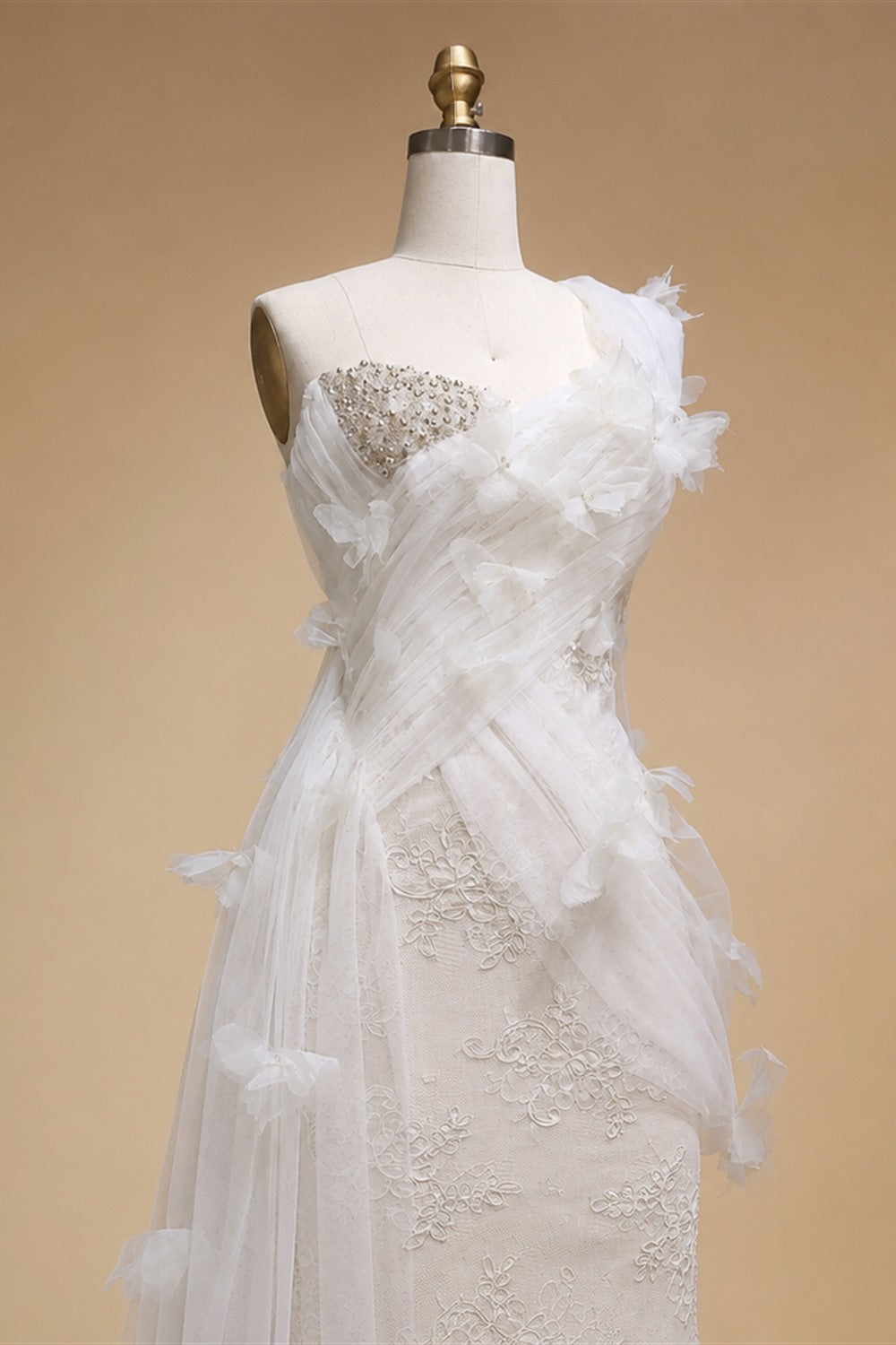 Luxury White One-Shoulder Lace Ruched Bow Mermaid Wedding Dress ZP157