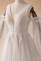 Elegant Ivory V-Neck Detachable Puff Sleeve Lace Tulle Wedding Dress with Train ZP062