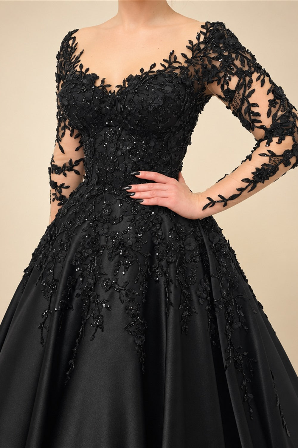 Black Luxury Gothic Wedding Dress Bridal Gown Heavy Beading  ZP199