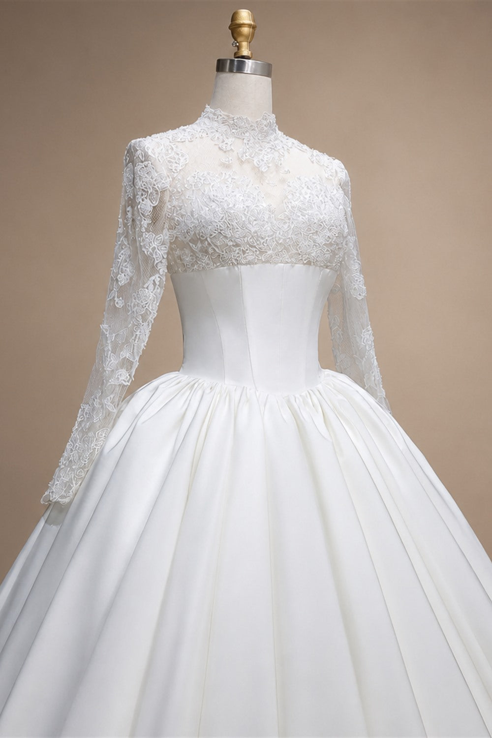 Classic Long Sleeve Lace Ball Gown Wedding Dress ZP180