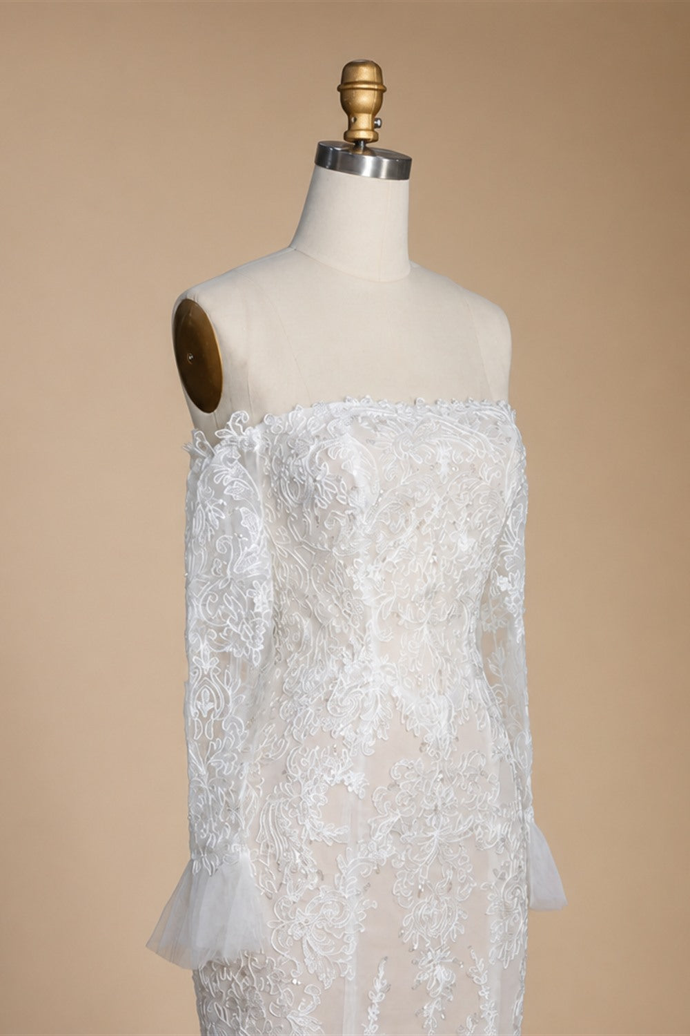 Off White  Lace Stunning Feminine Mermaid Wedding Dress Train  ZP036