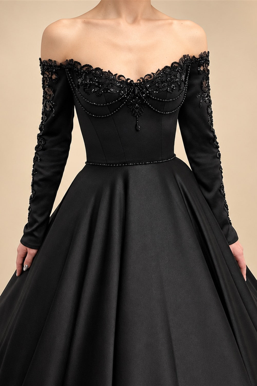 Black Luxury Gothic Wedding Dress Heavy Beading Lace Ball Gown ZP198