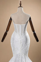 Glamorous White Sweetheart Neckline Mermaid Wedding Dress with Detachable Tulle Sleeves ZP056