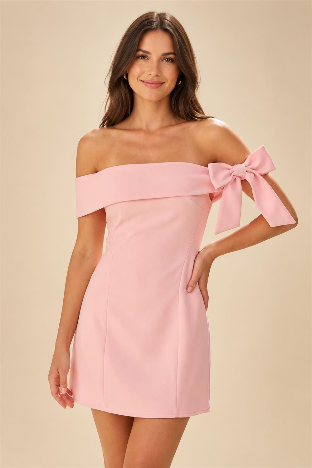 Satin Bodycon Off Shoulder Short Homecoming Dresses for Teens (SHI22370262)