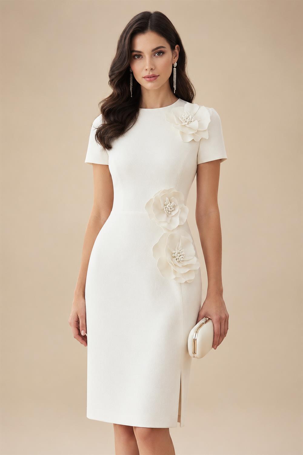 Pantsuit Scoop Neck Satin Maxi Mother of the Bride Pantsuits with Fluffy Feather Trim Cuffs (SHI22501692)