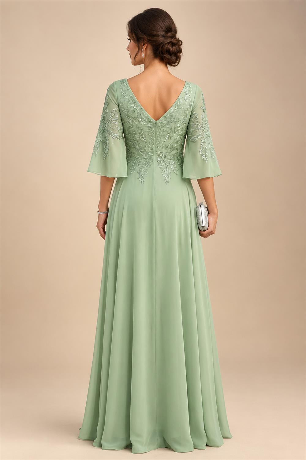 A-Line/Princess Scoop Neck Chiffon Maxi Mother of the Bride & Groom Dresses with Lace Appliques, Sweep Train & Pleats (SHI22501636)