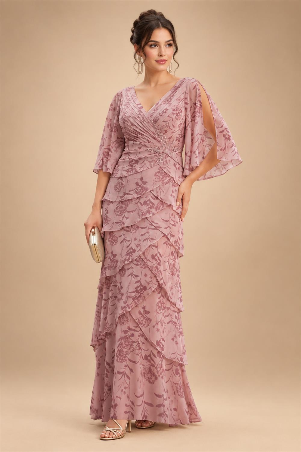Sheath/Column Scoop Neck Chiffon Maxi Mother of the Bride & Groom Dresses with Lace Appliques, Sweep Train & Ruched Waist (SHI22501642)